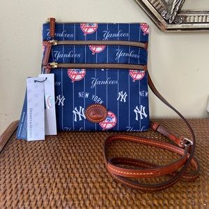 Dooney & Bourke Yankees Triple Zip Crossbody Bag